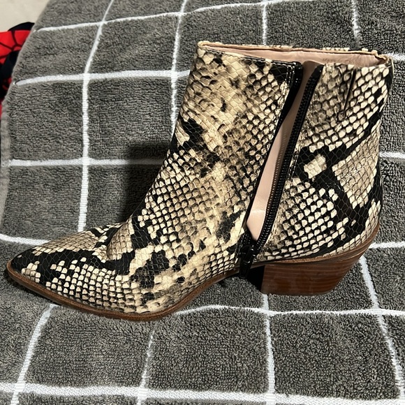 Aldo booties size 6 - Picture 7 of 7